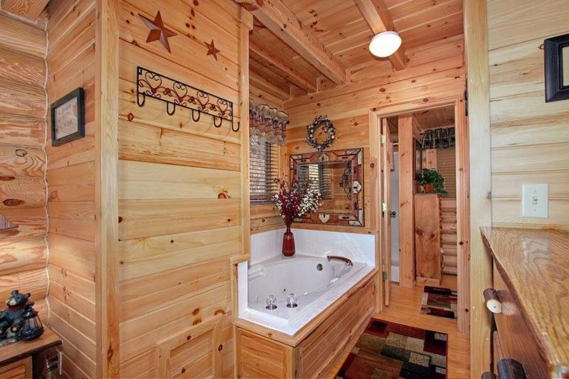 Villa Kiss Me Goodnight Sevierville Exterior foto